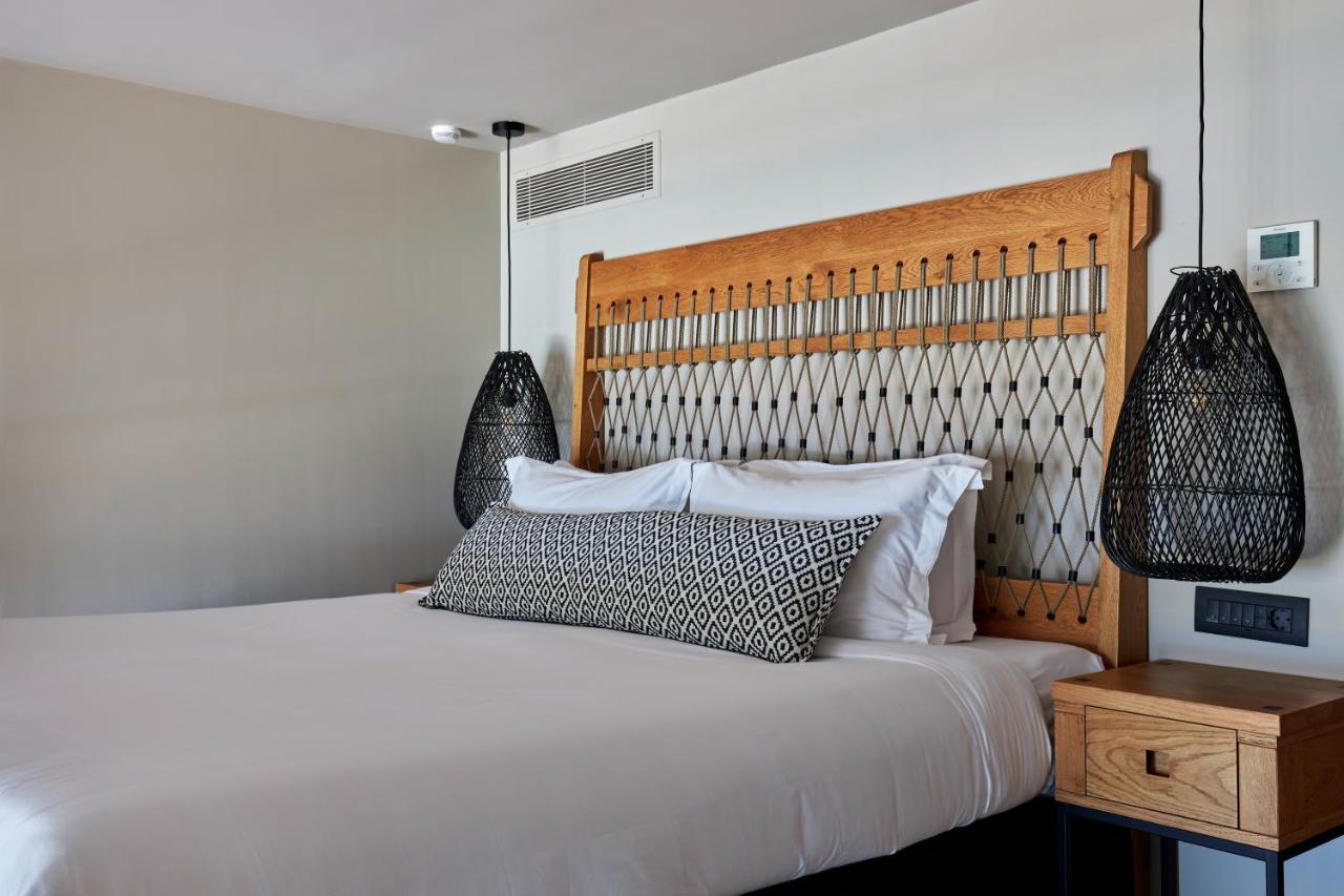 Castello Infinity Suites - Adults Only Agia Pelagia Екстериор снимка